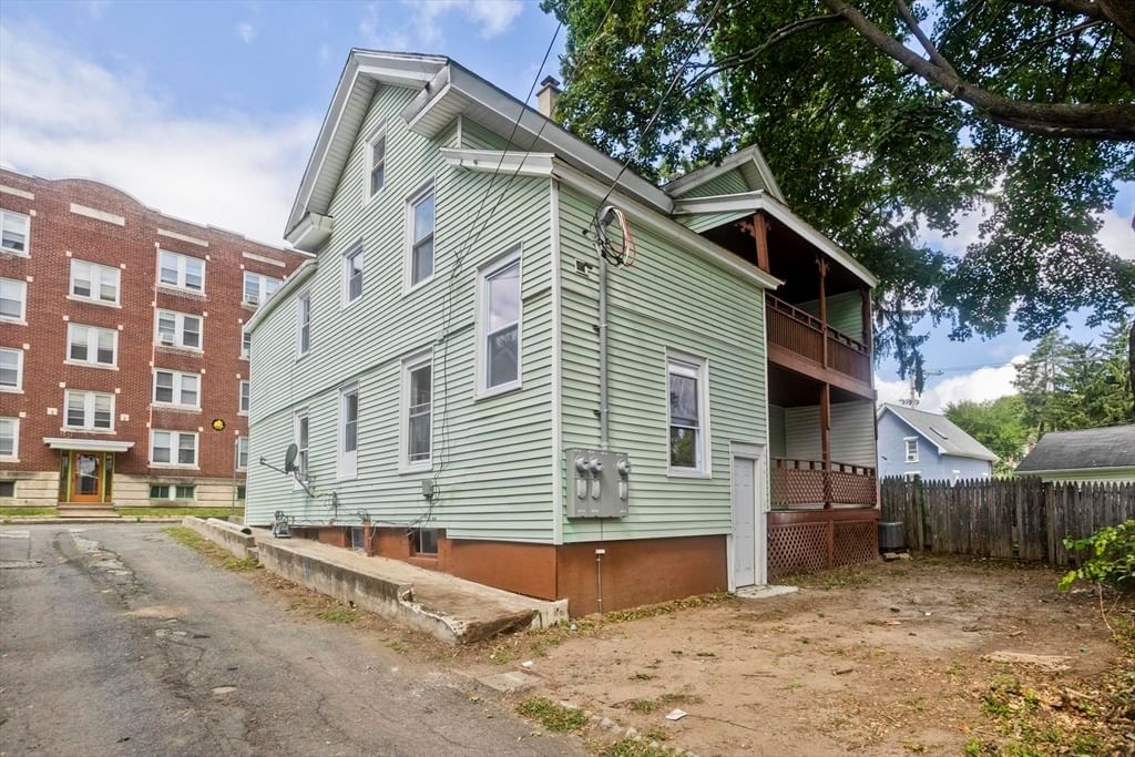 12 School St. Holyoke — Photo 34 of 35