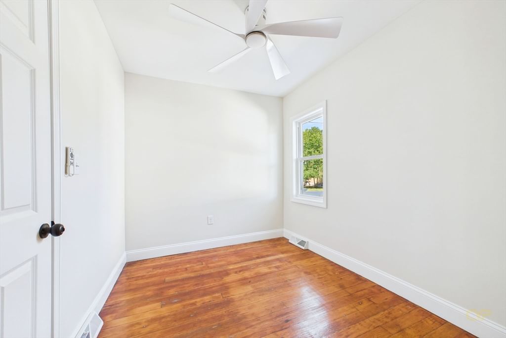 61 Bridge St Fairhaven — Photo 12 of 37