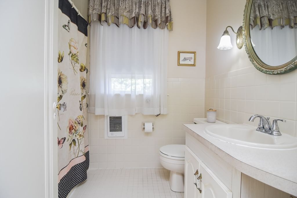 12 Houston Ave Methuen — Photo 28 of 42