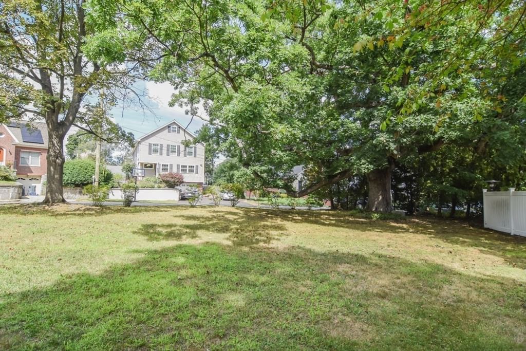 12 Houston Ave Methuen — Photo 37 of 42