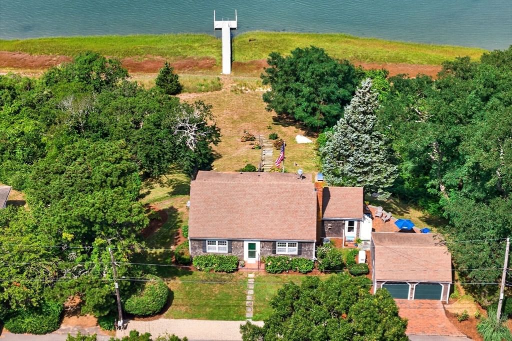 Property at 21 Ruggles, Orleans, MA 02653