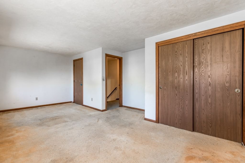 8 Laura Ln Bourne — Photo 26 of 41