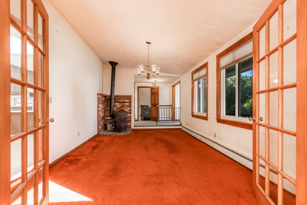 8 Laura Ln Bourne — Photo 6 of 41