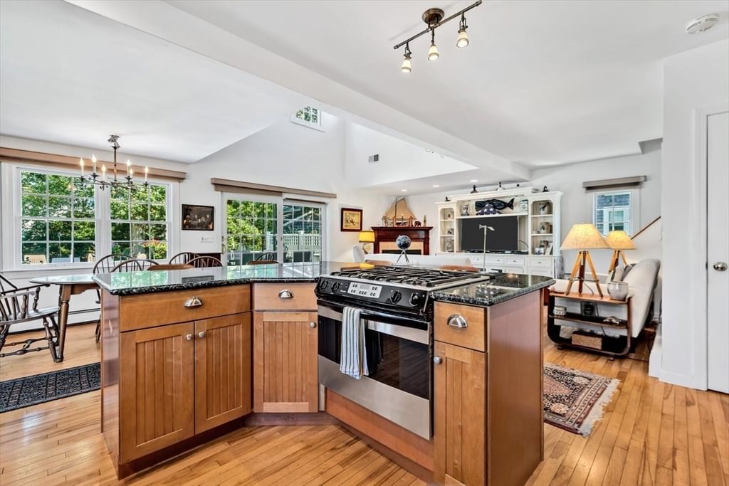 14 Hawthorne Avenue Falmouth — Photo 15 of 42