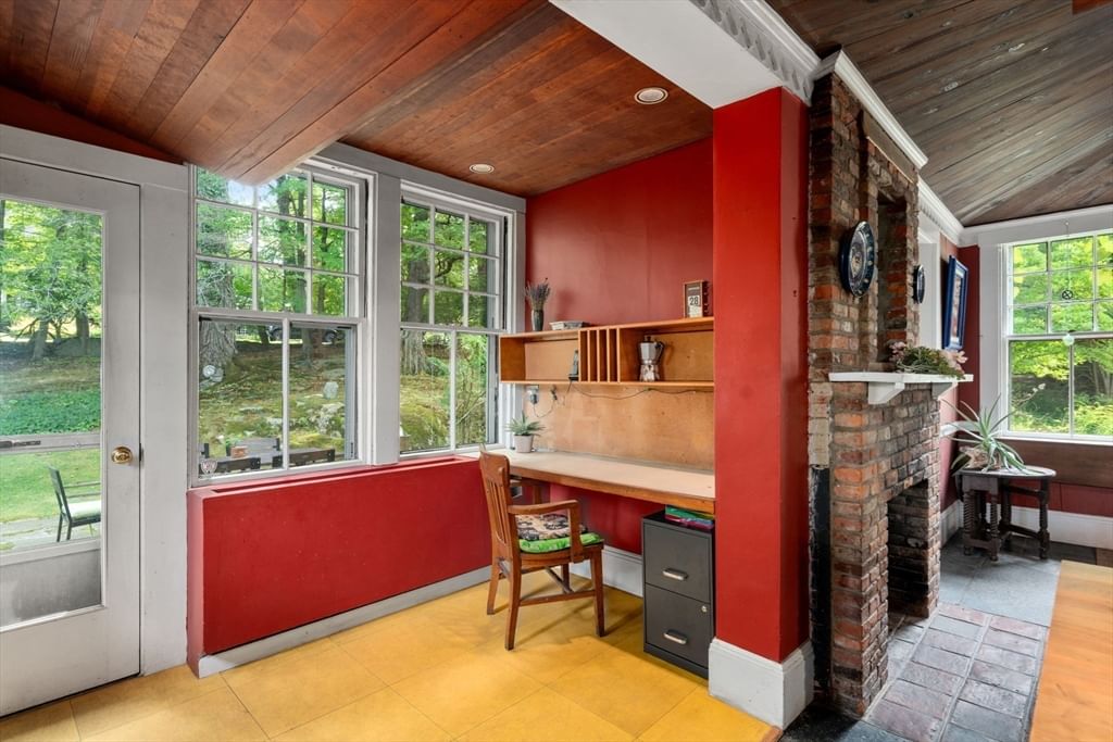 186 Highland Ave Newton — Photo 13 of 29