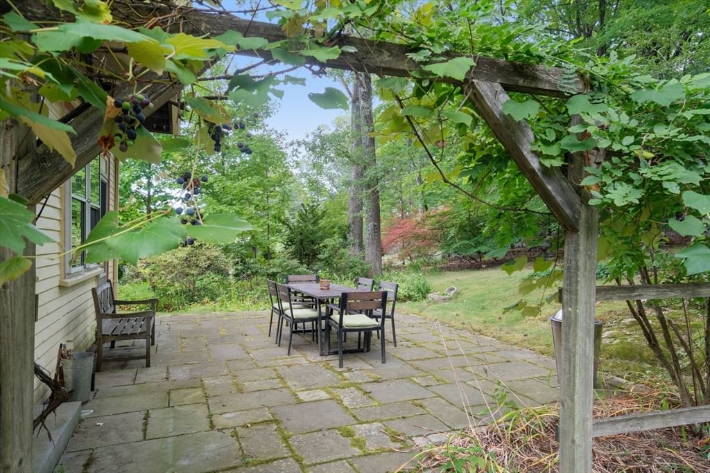 186 Highland Ave Newton — Photo 26 of 29