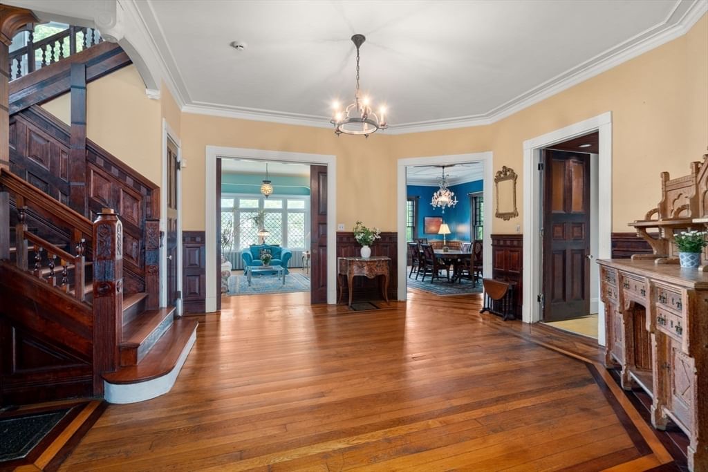 186 Highland Ave Newton — Photo 3 of 29