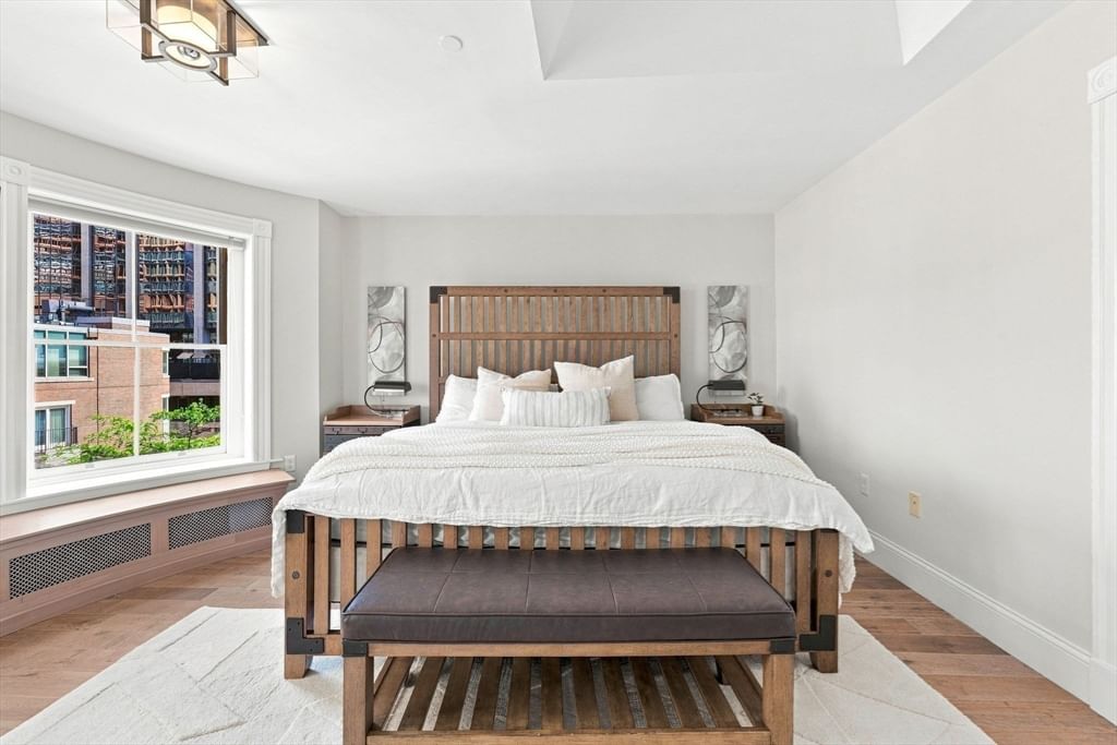 31 Bowdoin St #4 Boston — Photo 16 of 30