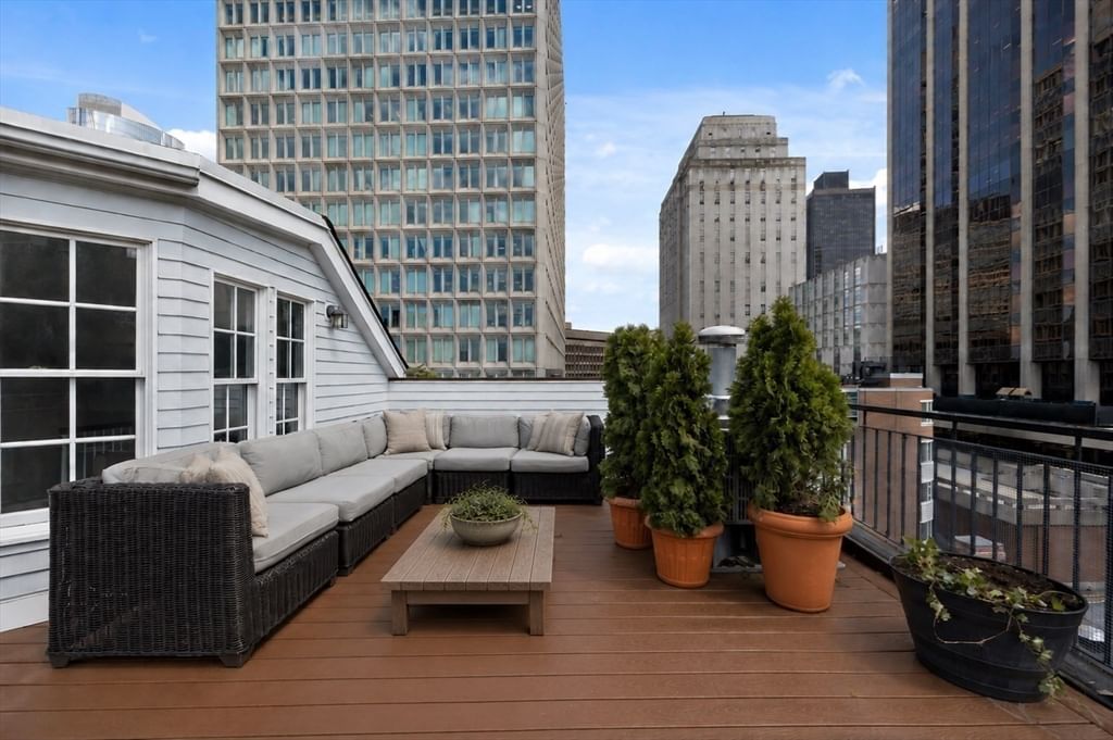 31 Bowdoin St #4 Boston — Photo 26 of 30