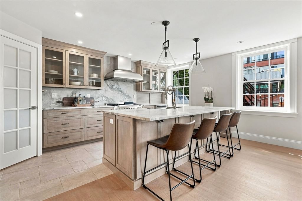 31 Bowdoin St #4 Boston — Photo 7 of 30