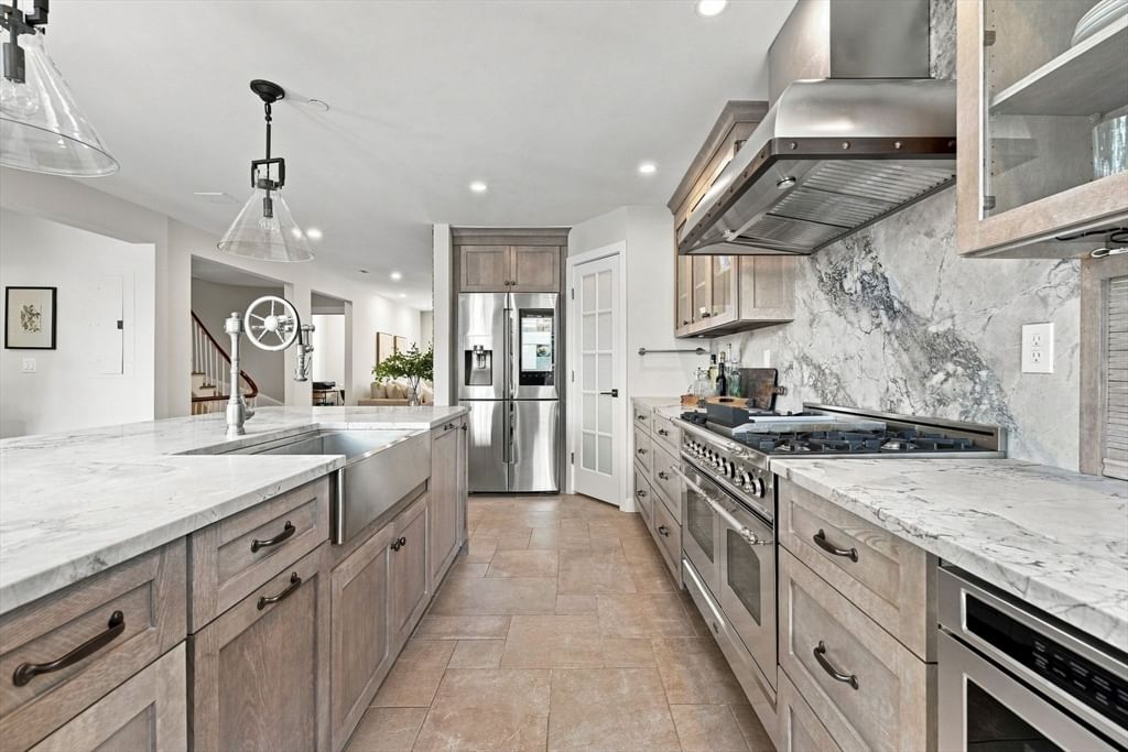 31 Bowdoin St #4 Boston — Photo 9 of 30