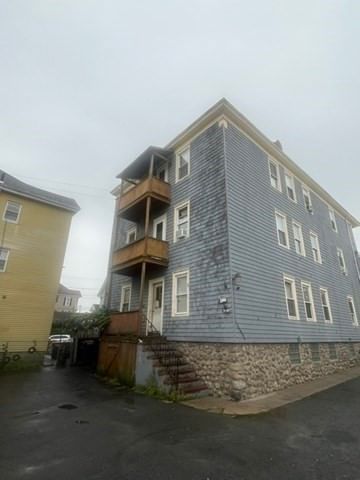 492 N Front St New Bedford — Photo 6 of 7