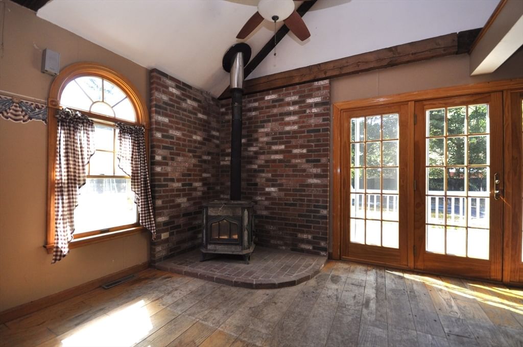466 Summer St East Bridgewater — Photo 16 of 28