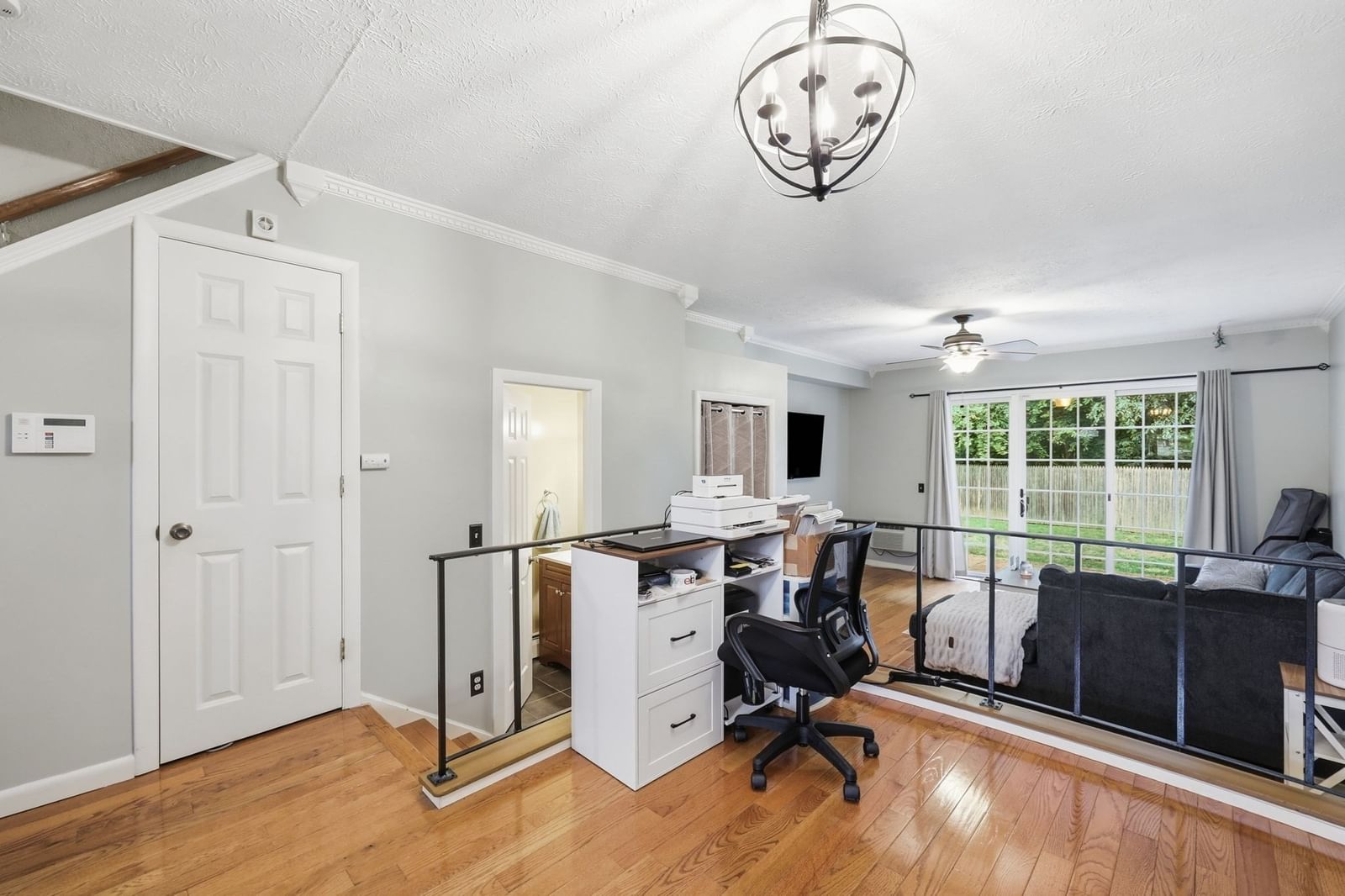 142 Autumn St #G Agawam — Photo 11 of 25