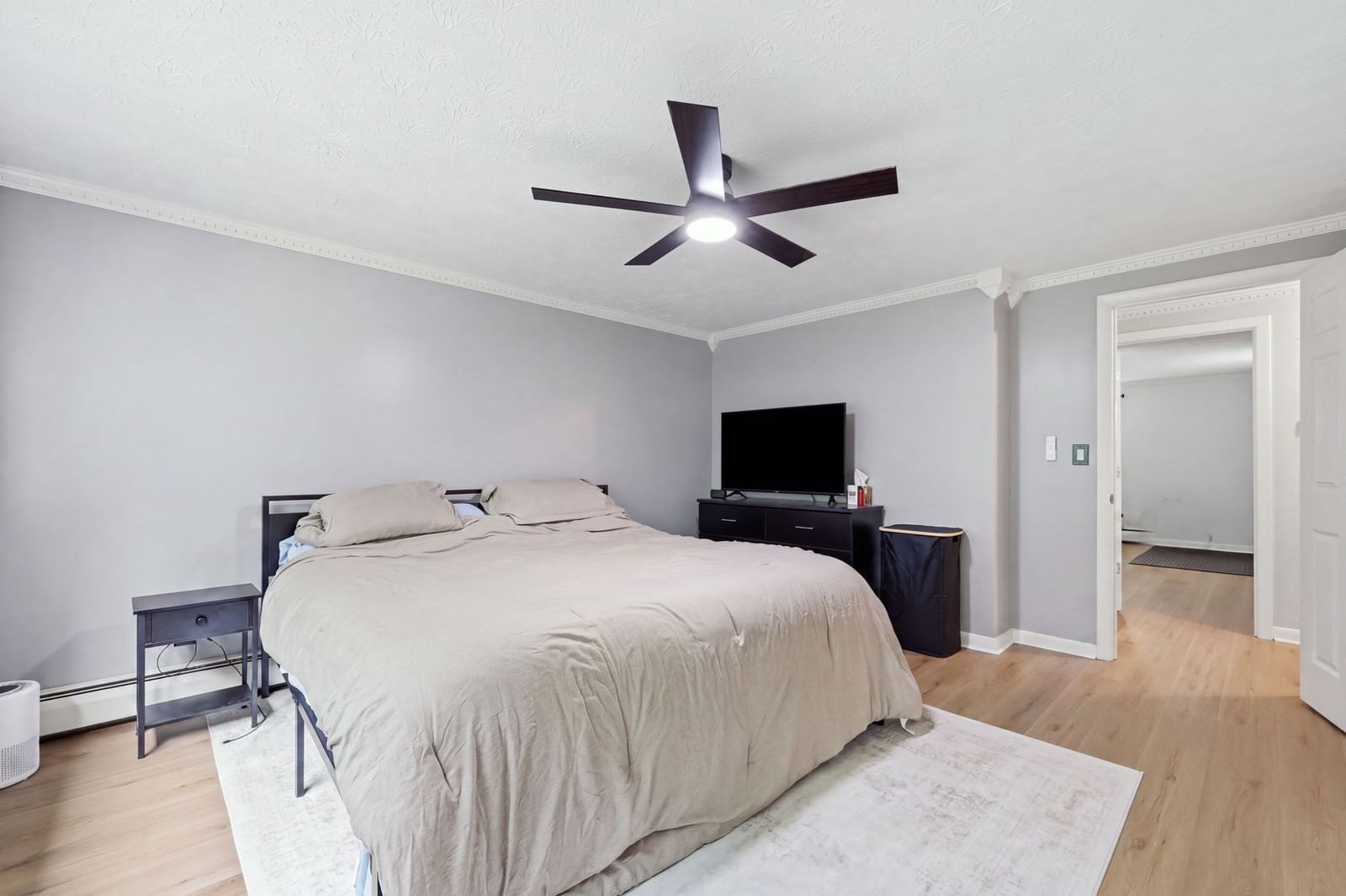 142 Autumn St #G Agawam — Photo 14 of 25