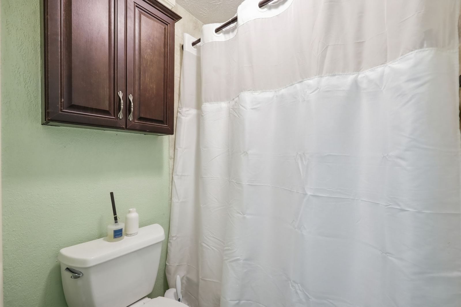 142 Autumn St #G Agawam — Photo 17 of 25