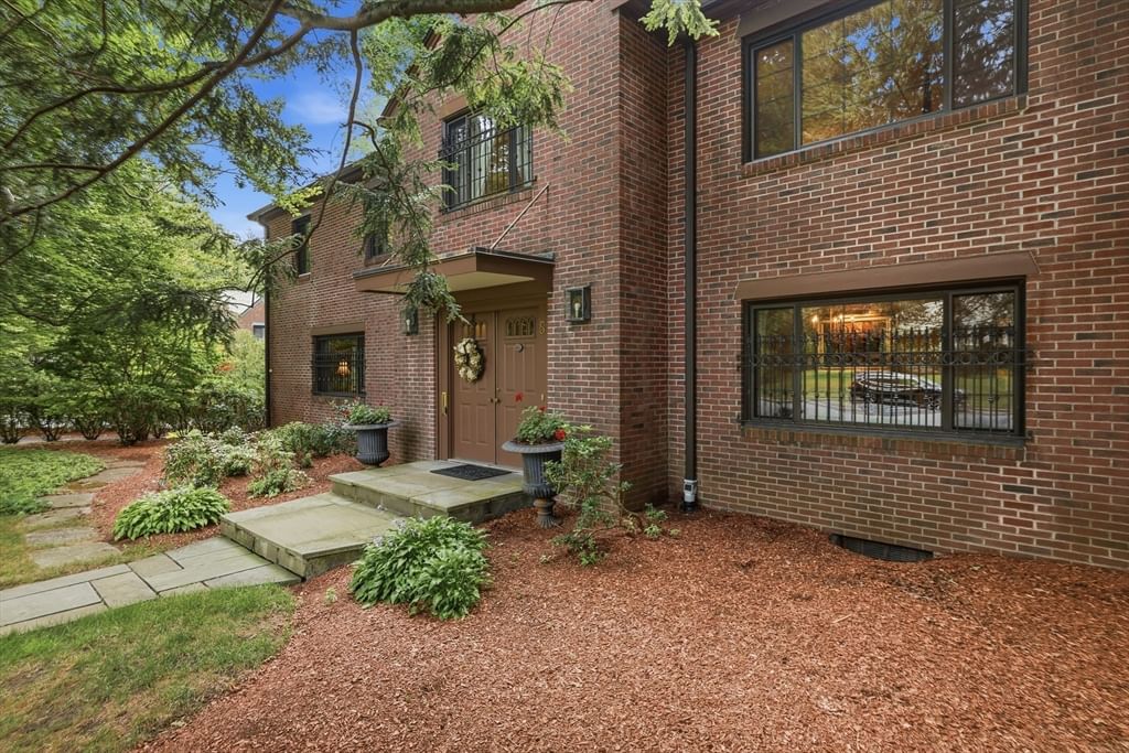 5 Rollingwood Dr Worcester — Photo 2 of 38