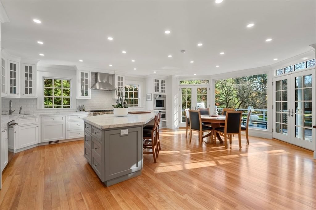 71 Sears Road Brookline — Photo 3 of 18