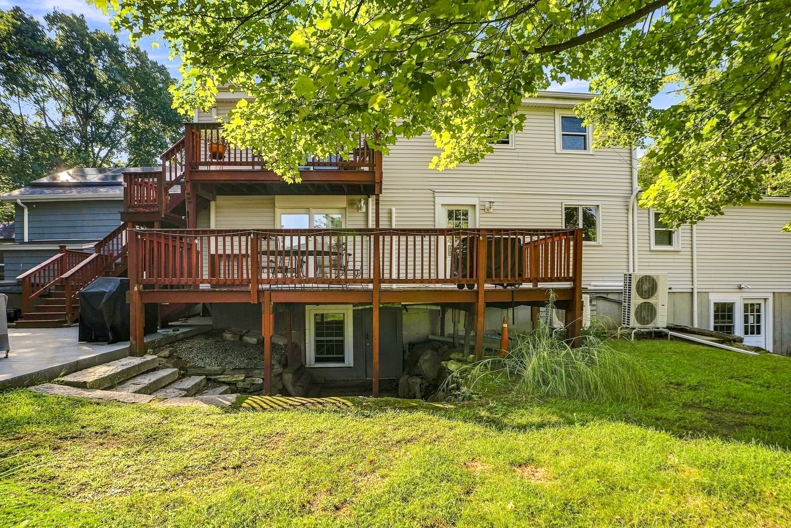 32 Carroll Street Milford — Photo 5 of 32
