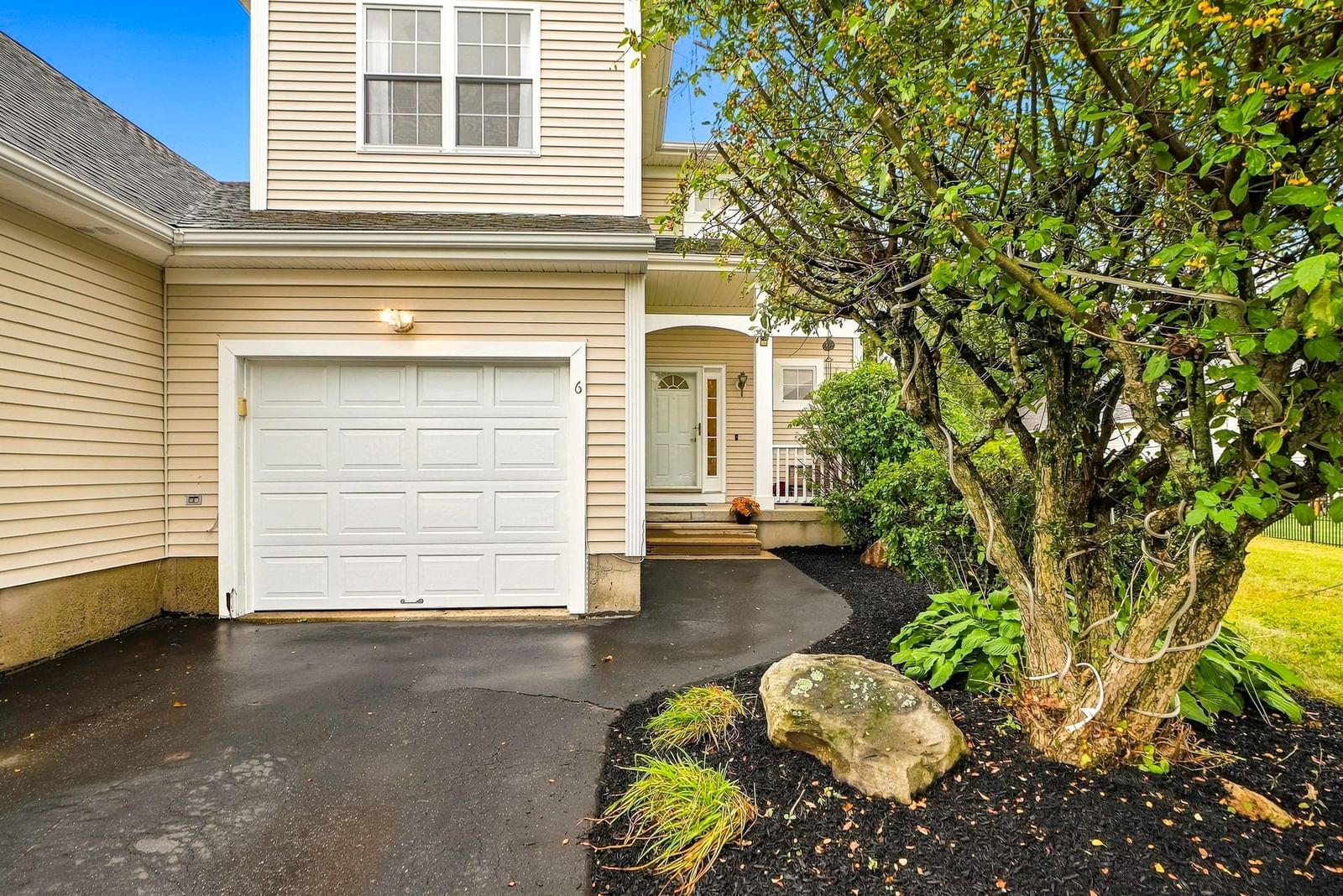 6 Tern Dr #6 Shrewsbury — Photo 3 of 42