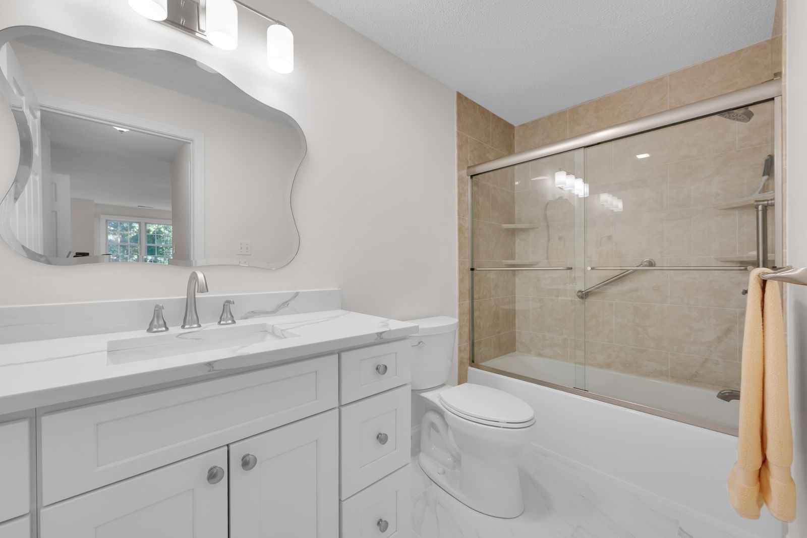 36 Betsy Ross Cir #36 Sturbridge — Photo 21 of 38