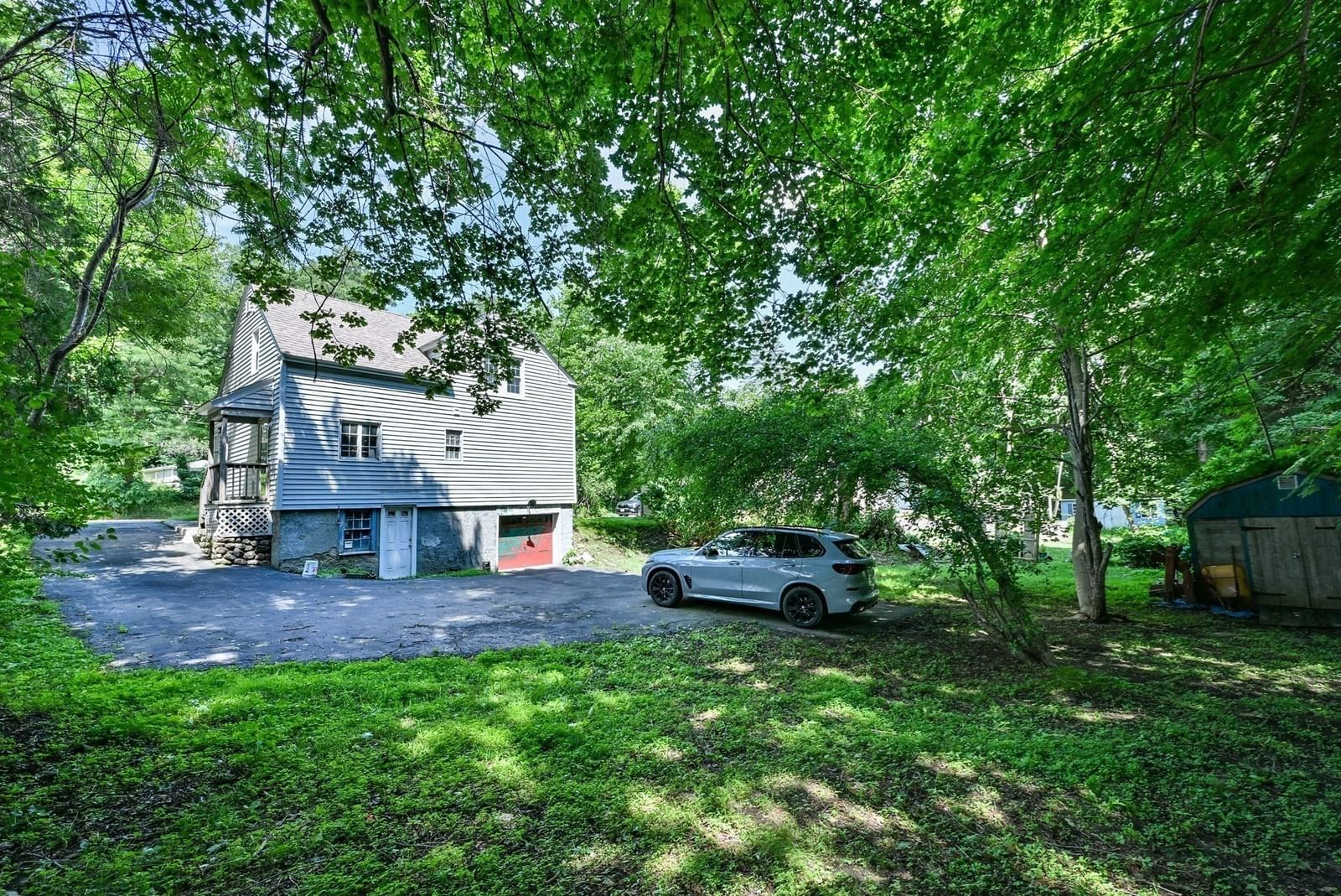 1278 Pleasant St Worcester — Photo 4 of 27