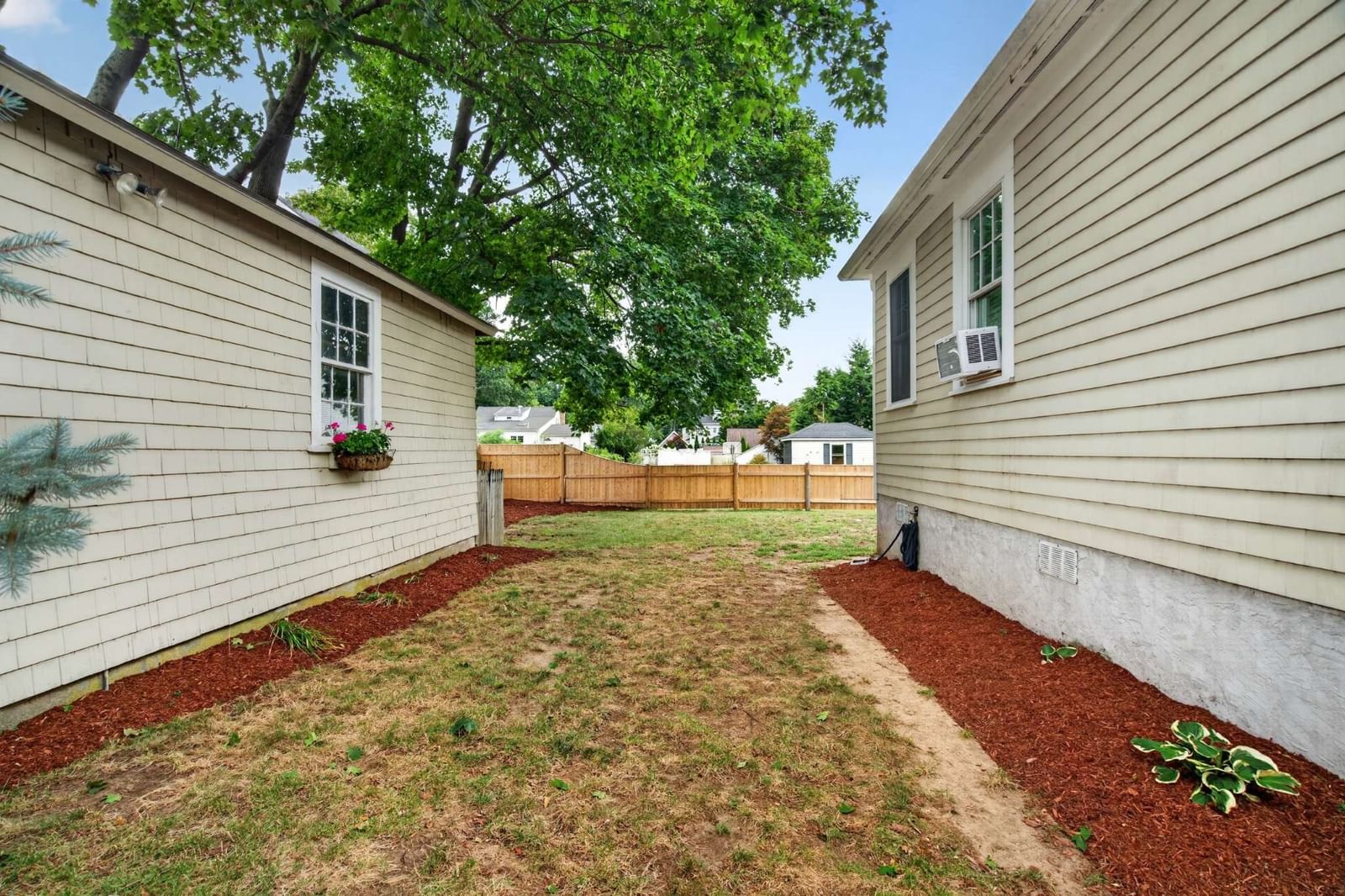 362 Mount Vernon St Dedham — Photo 30 of 40