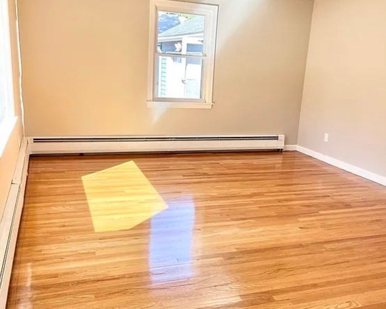 727 Newbury St Springfield — Photo 7 of 11