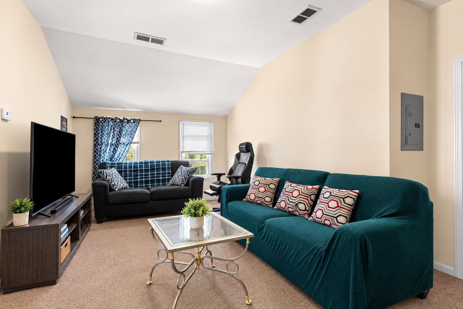 69 Prospect Ave Norwood — Photo 6 of 25