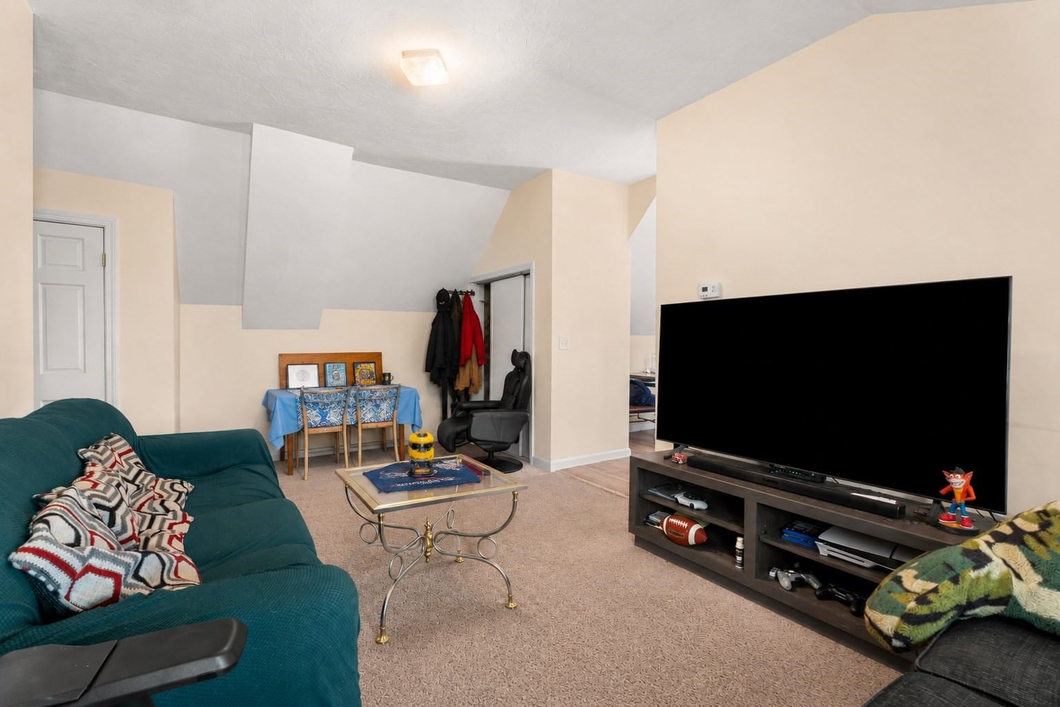 69 Prospect Ave Norwood — Photo 7 of 25