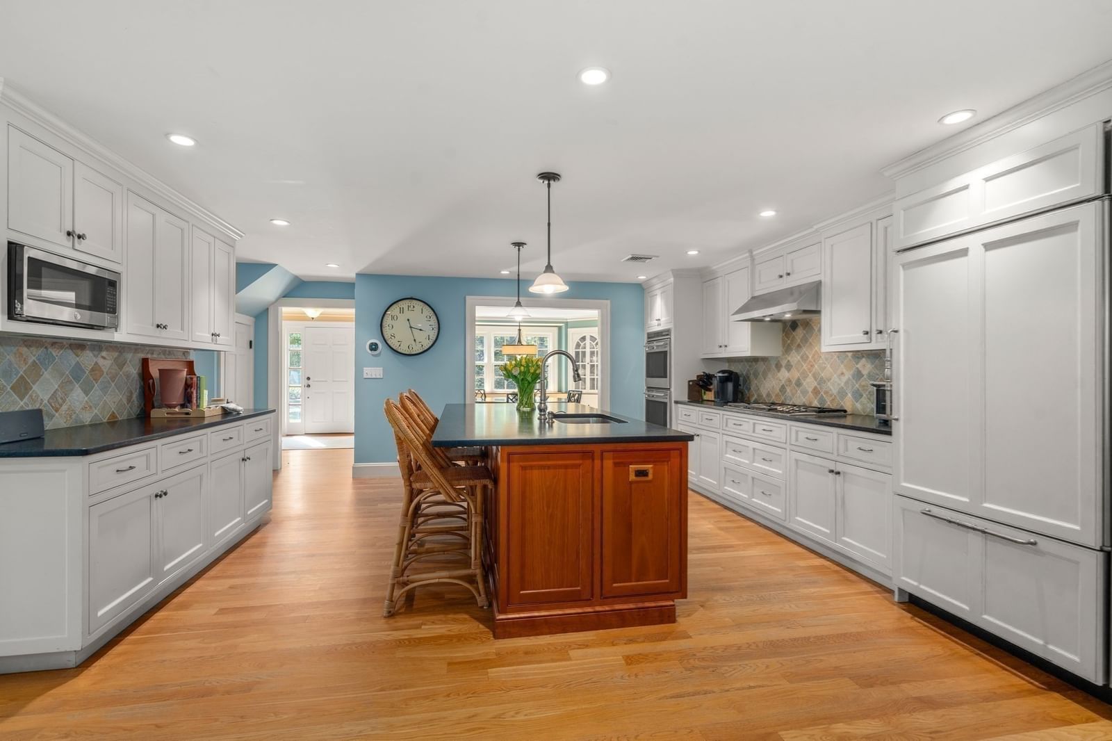 104 Fairbanks Avenue Wellesley — Photo 12 of 42