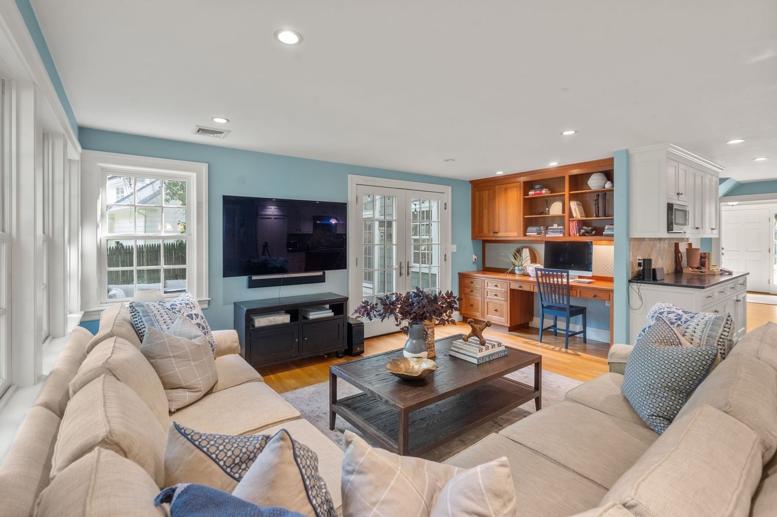 104 Fairbanks Avenue Wellesley — Photo 18 of 42