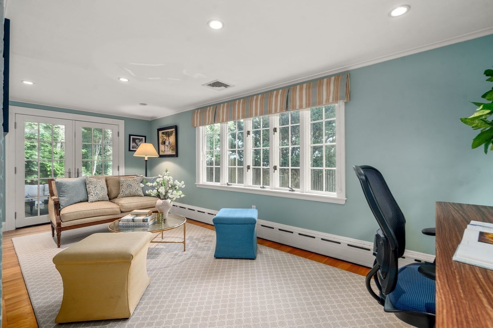104 Fairbanks Avenue Wellesley — Photo 20 of 42