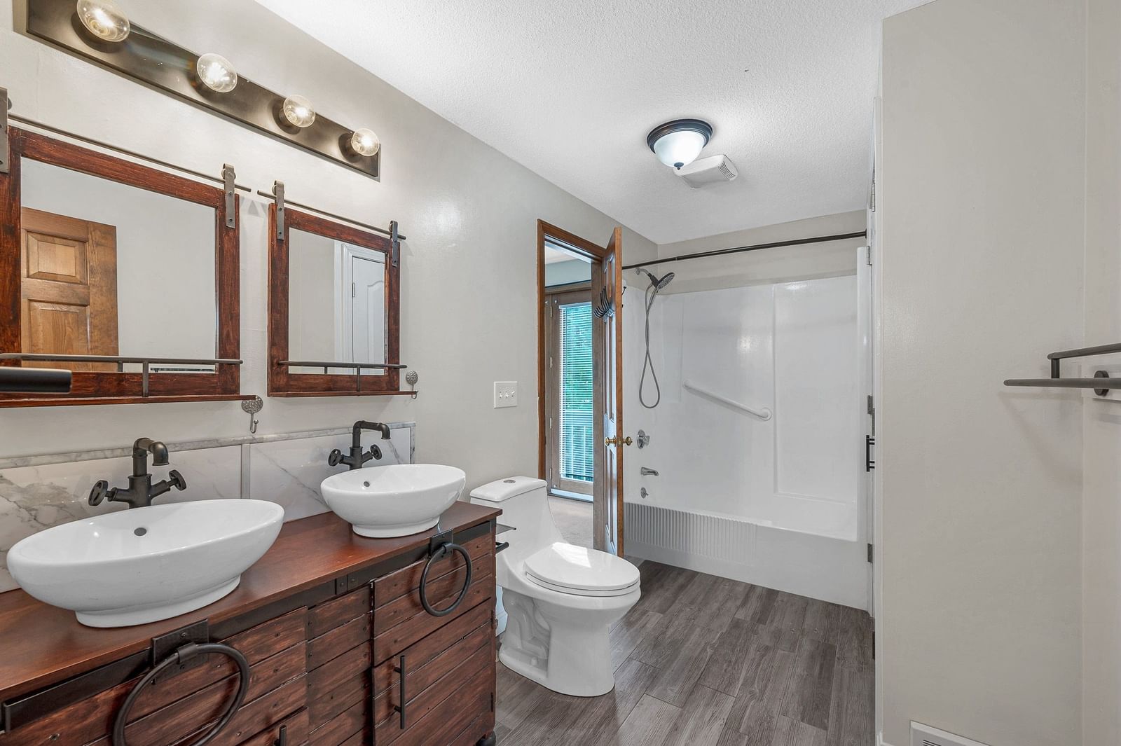34 Scotty Hollow Dr #E Chelmsford — Photo 23 of 37