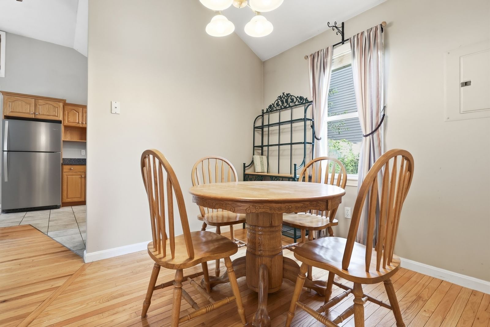 6 Oak Road Littleton — Photo 14 of 29