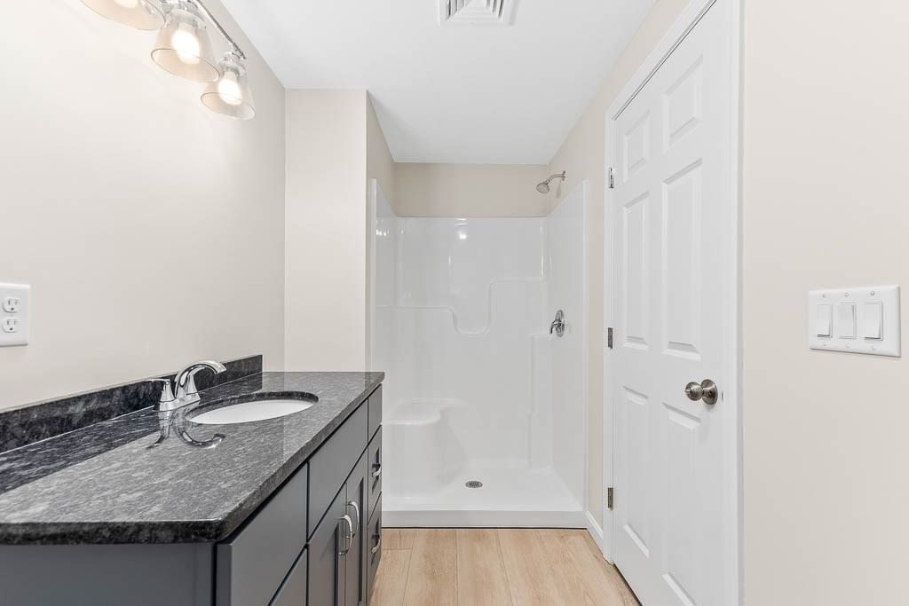 3 Ladybug Ln Plymouth — Photo 16 of 21