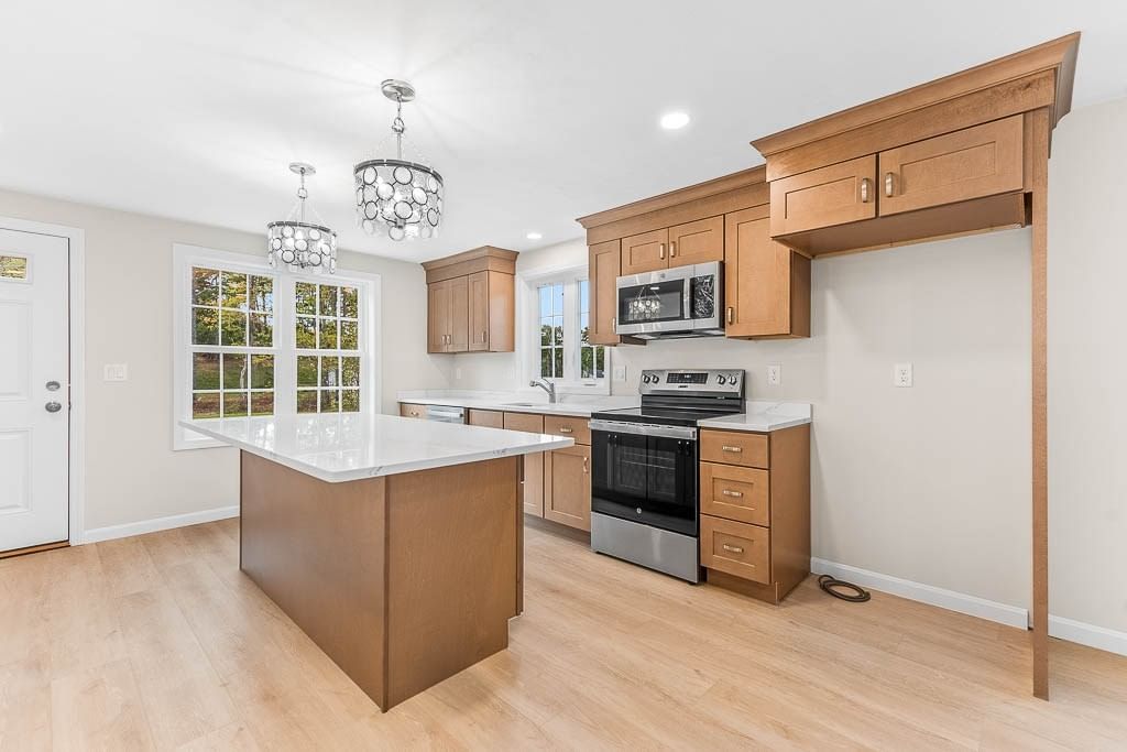 3 Ladybug Ln Plymouth — Photo 7 of 21