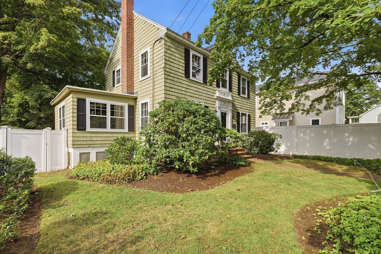 74 Chestnut St Andover — Photo 4 of 34