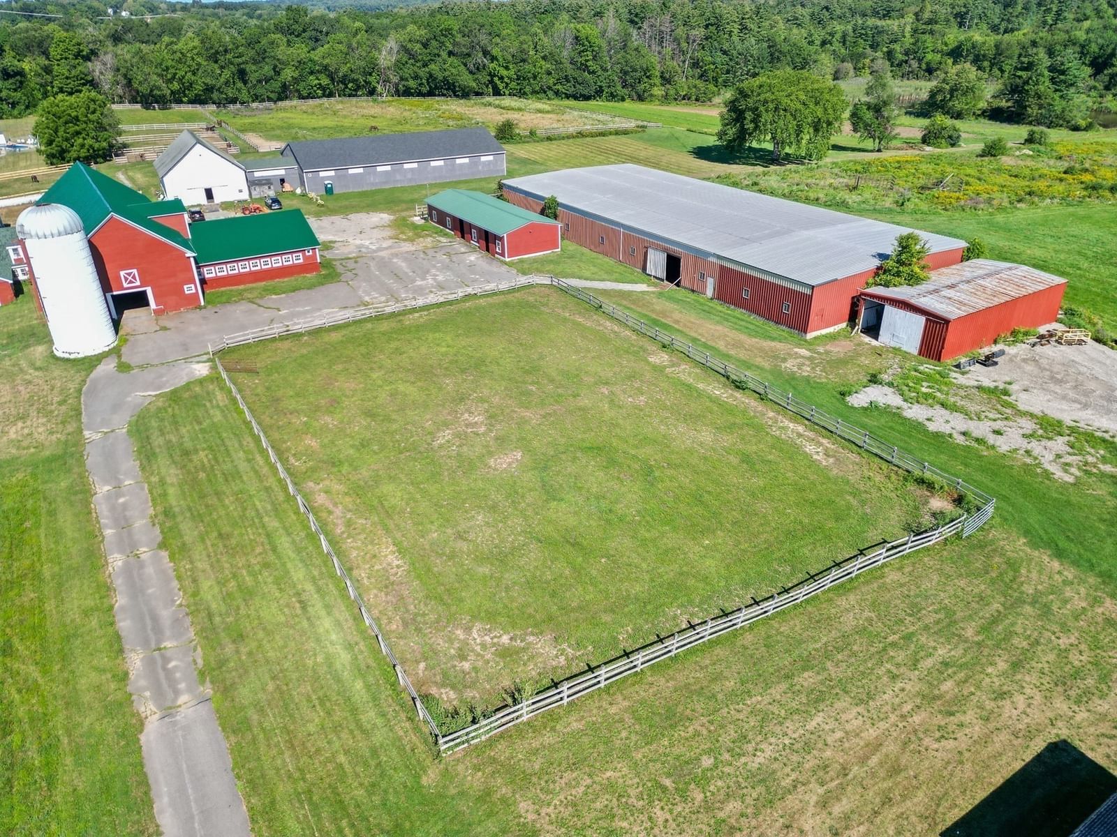 87 S Hampton Rd Amesbury — Photo 15 of 42