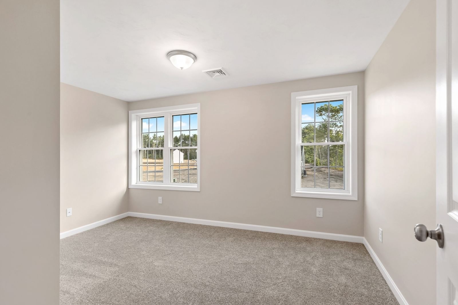 27 Bumblebee Dr. Plymouth — Photo 21 of 31