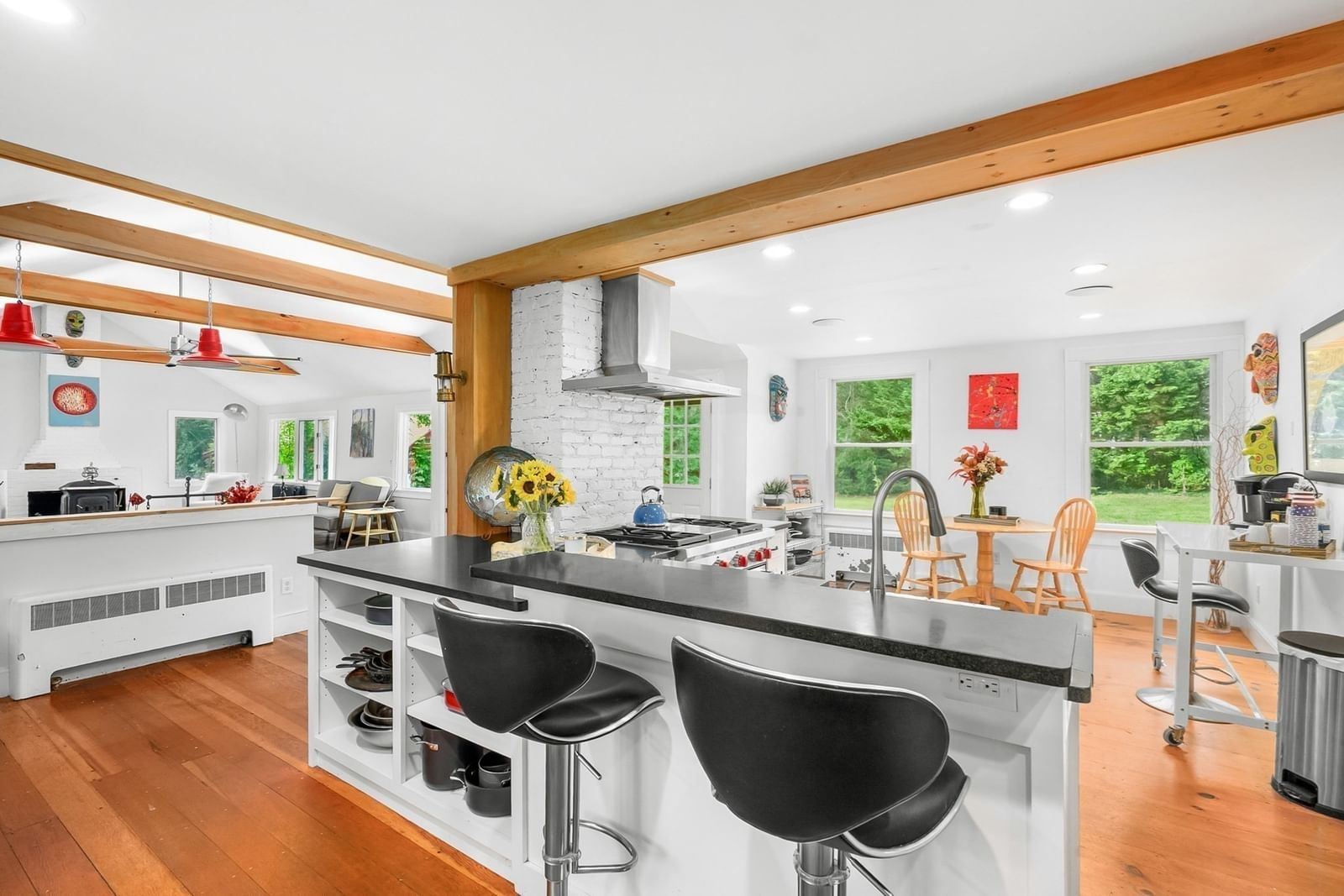 204 Waquoit Hwy Falmouth — Photo 10 of 34