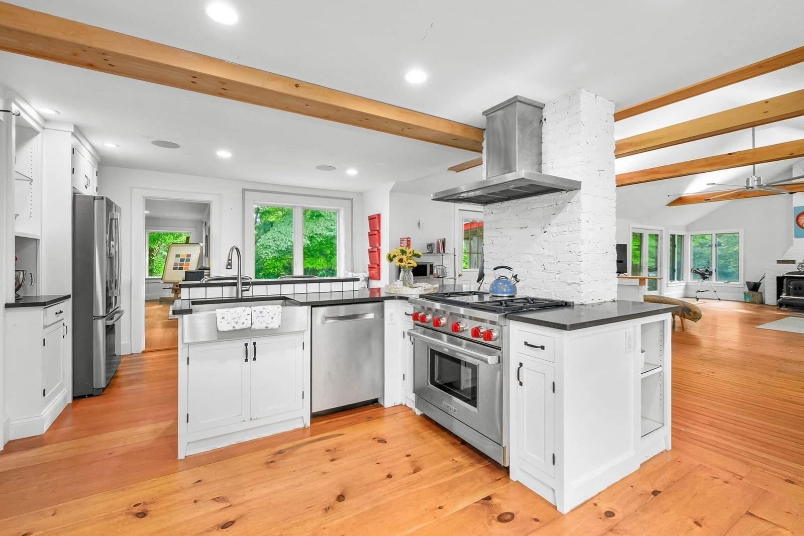 204 Waquoit Hwy Falmouth — Photo 8 of 34