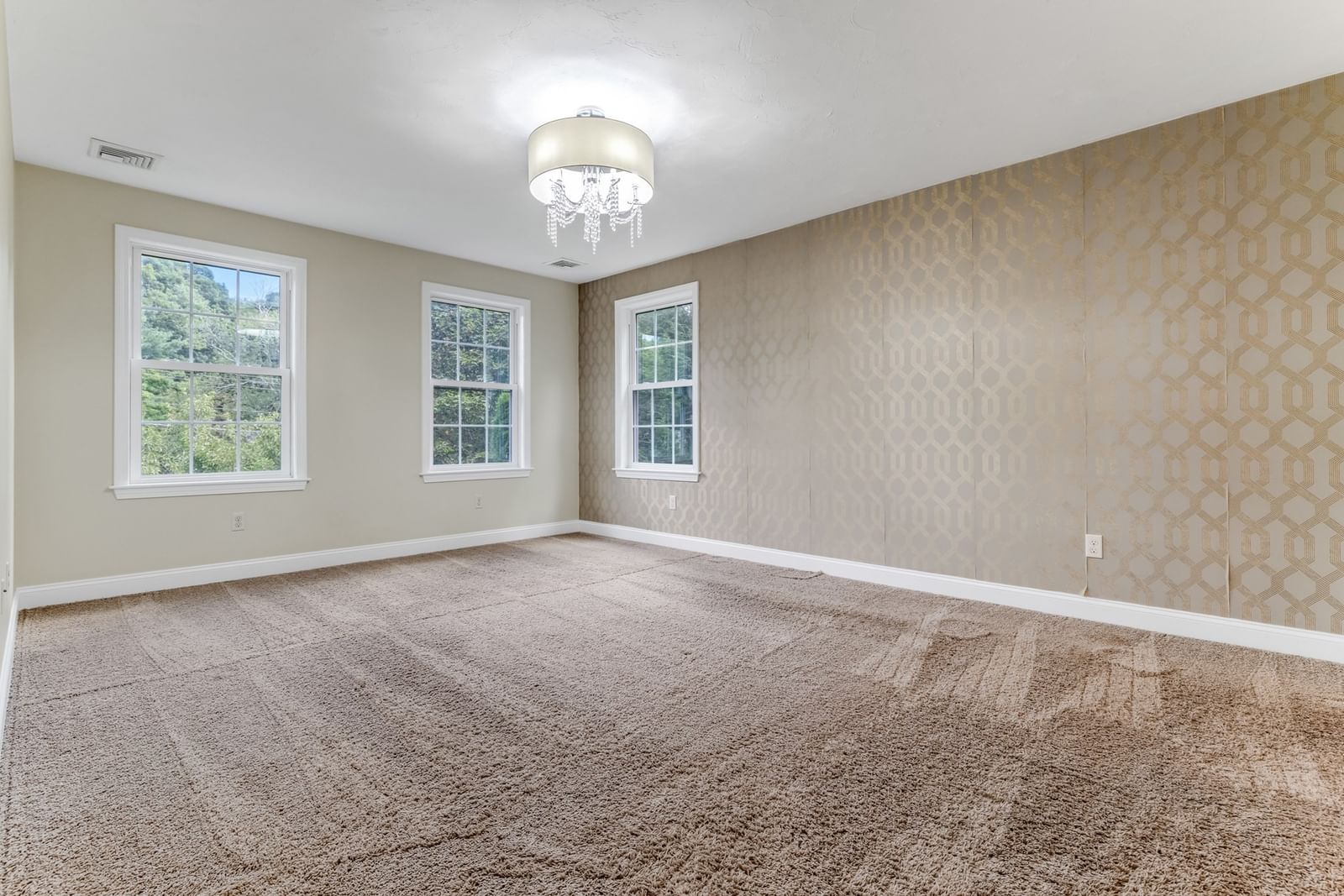 32 Adams St Foxboro — Photo 14 of 29