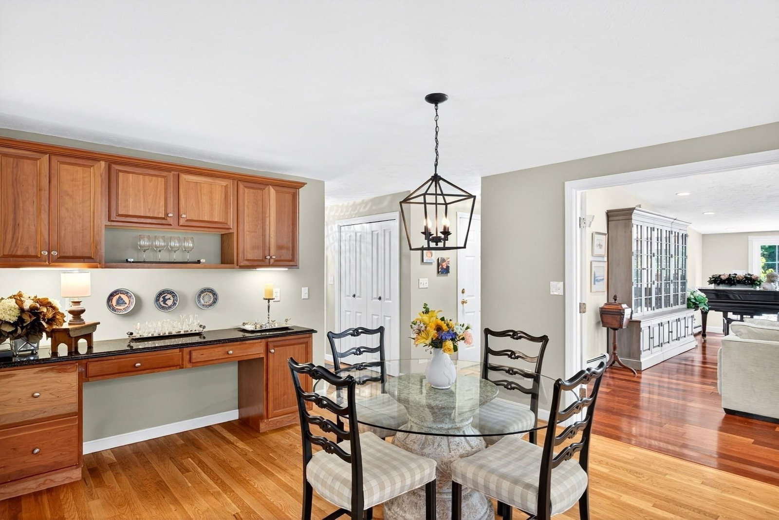 30 Fairview Ln Plymouth — Photo 15 of 40