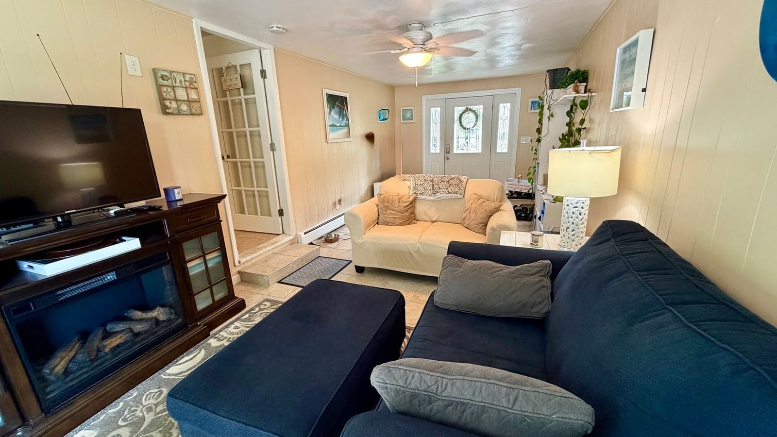 75 Longwood Dr Chicopee — Photo 10 of 32