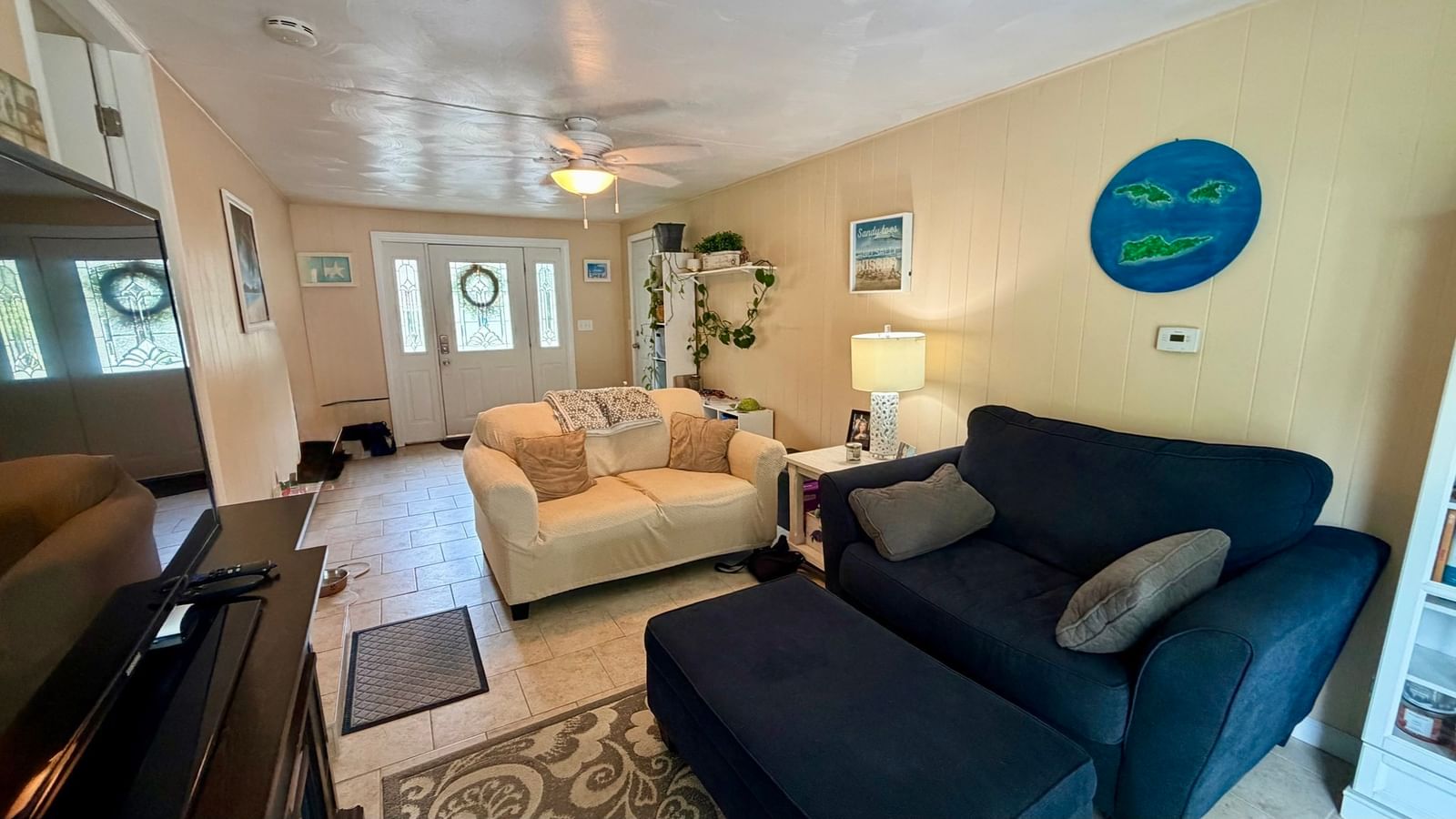 75 Longwood Dr Chicopee — Photo 11 of 32