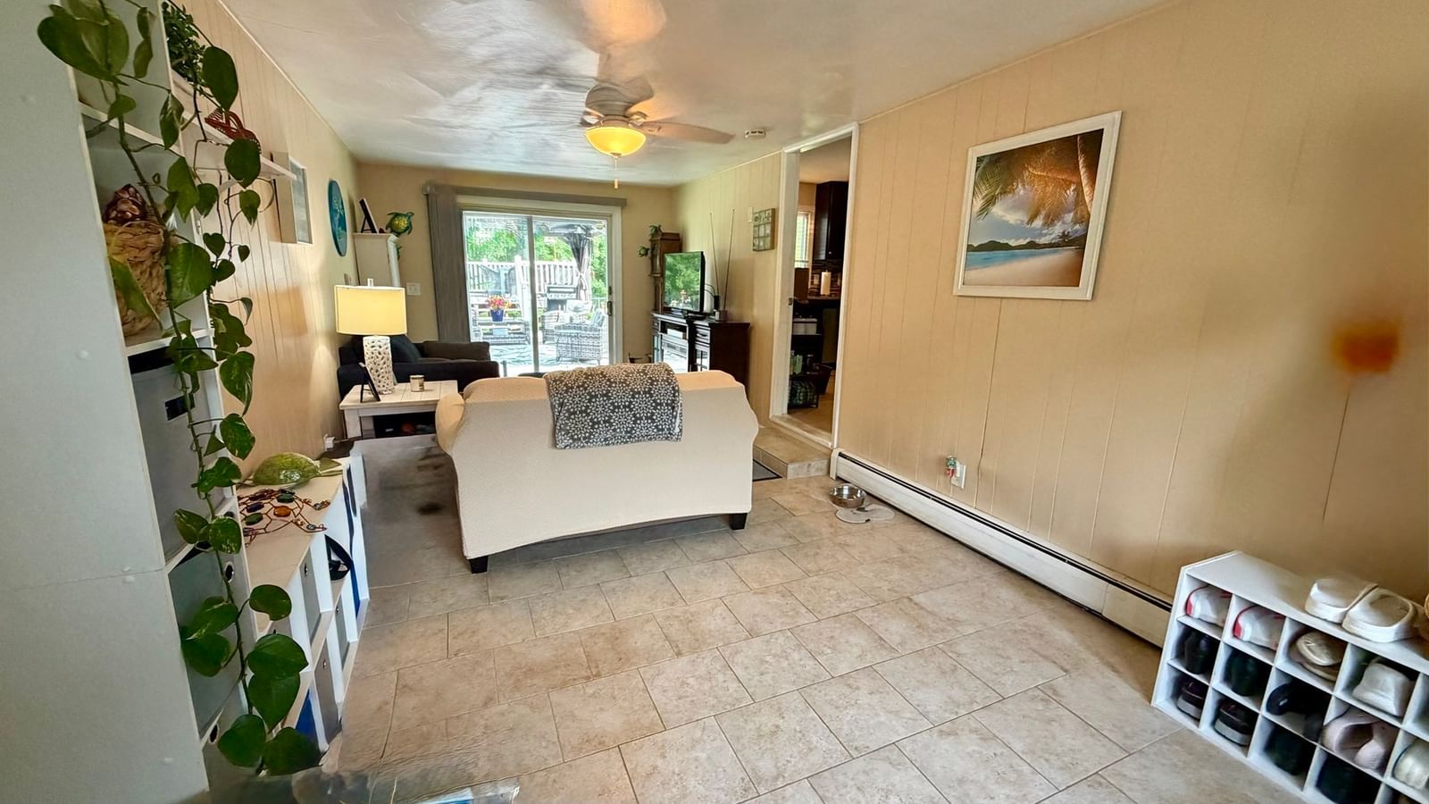 75 Longwood Dr Chicopee — Photo 12 of 32
