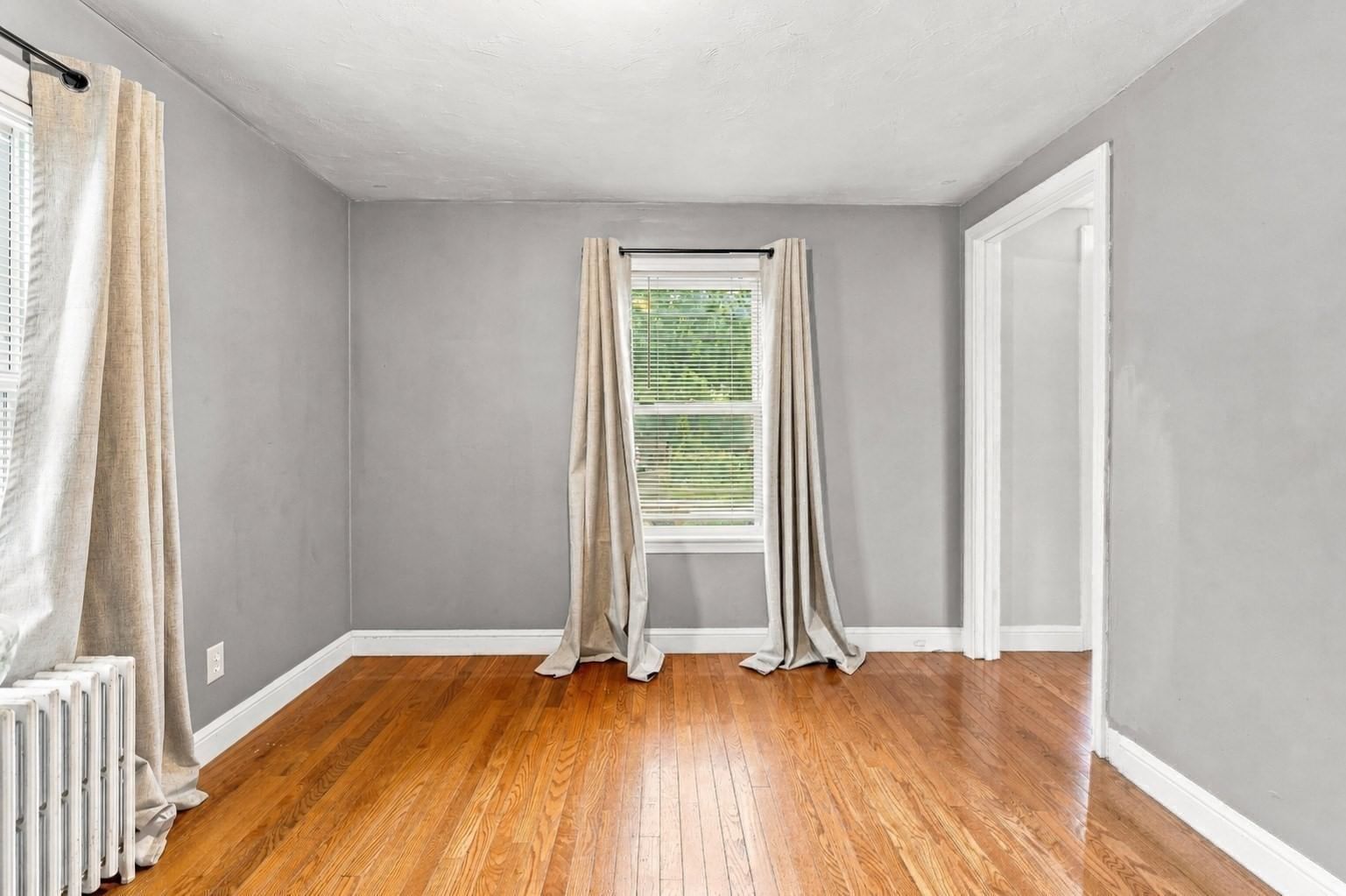 35 Crescent Ave Brockton — Photo 9 of 22