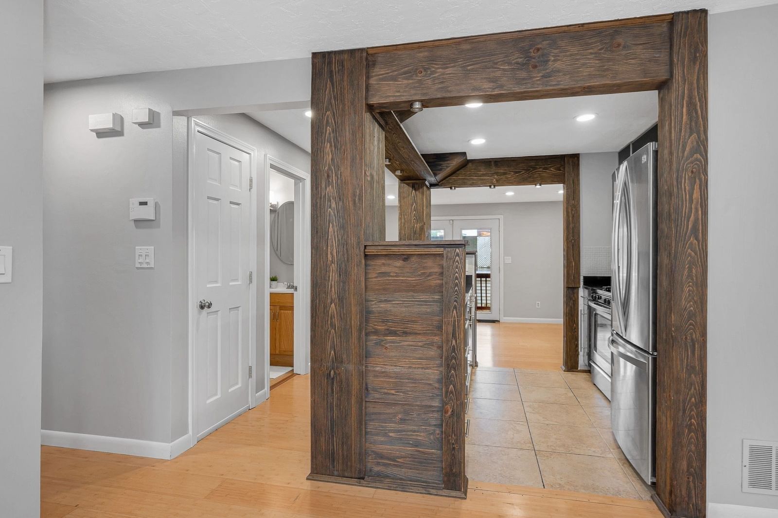 1541 Middlesex St #28 Lowell — Photo 7 of 40