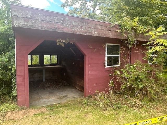 163 Morgan St South Hadley — Photo 22 of 22